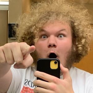 Meet your Posher, Henry